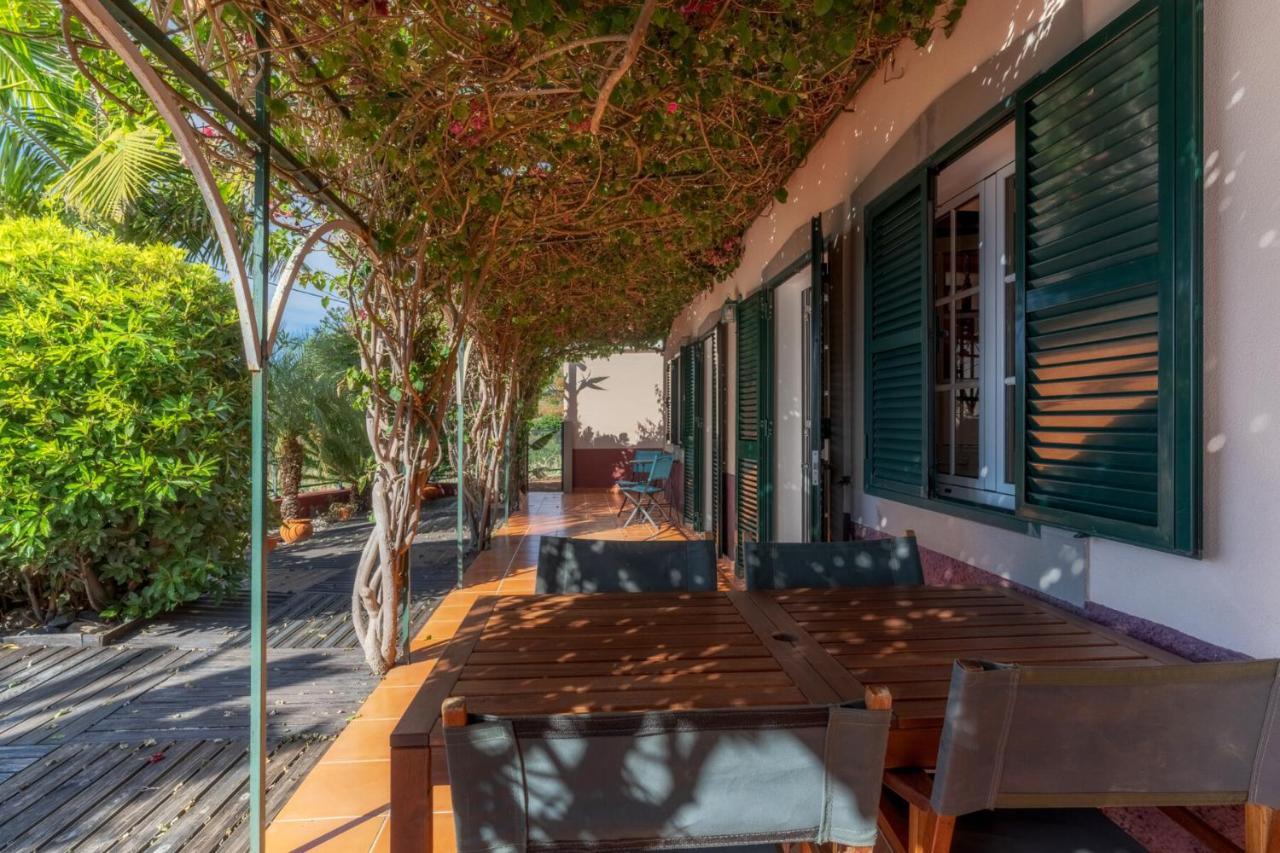 Cozy Villa Flora By Hr Madeira Estreito Da Calheta Exterior foto